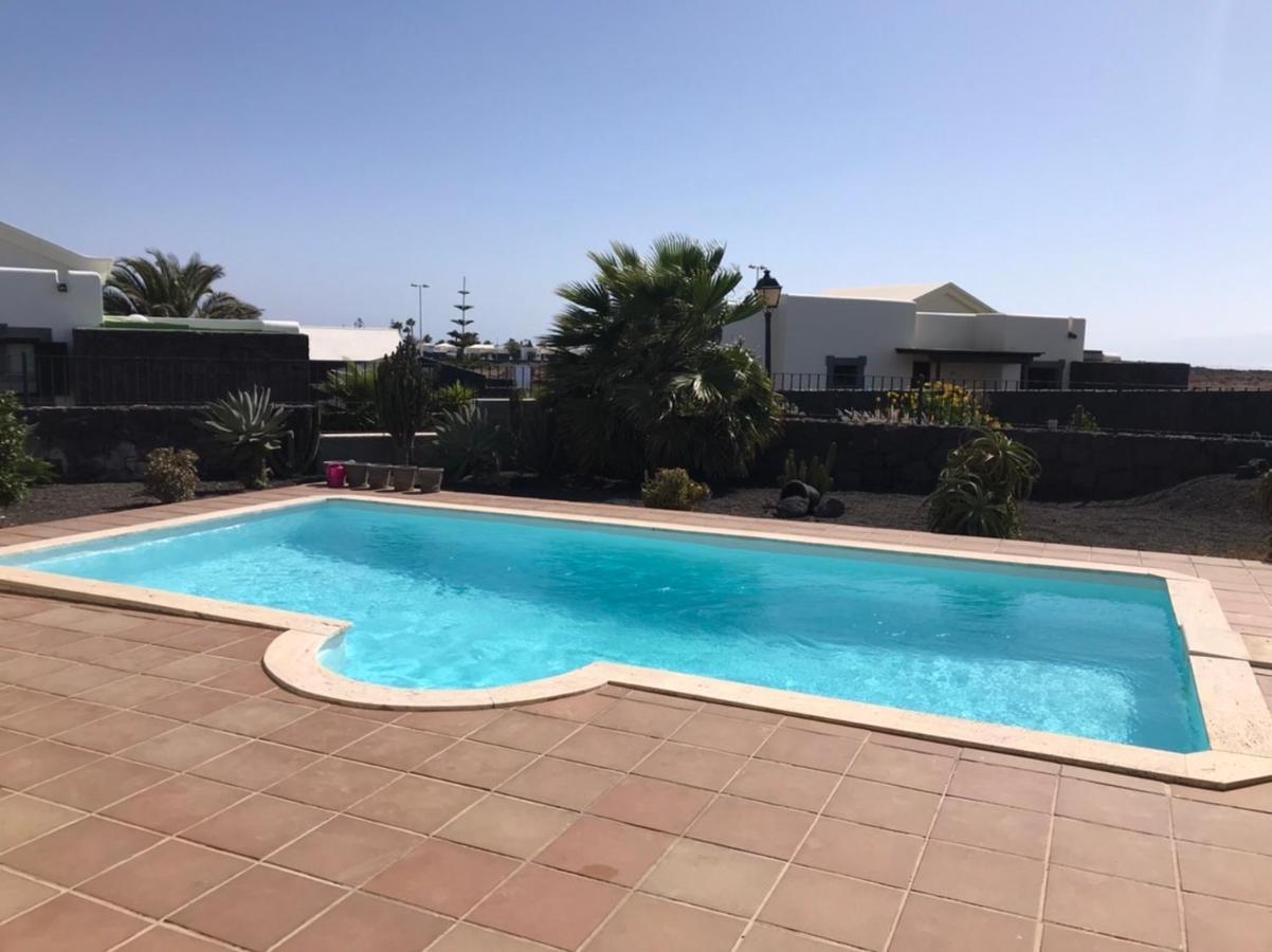 Villa independiente con piscina privada Playa Blanca  Esterno foto